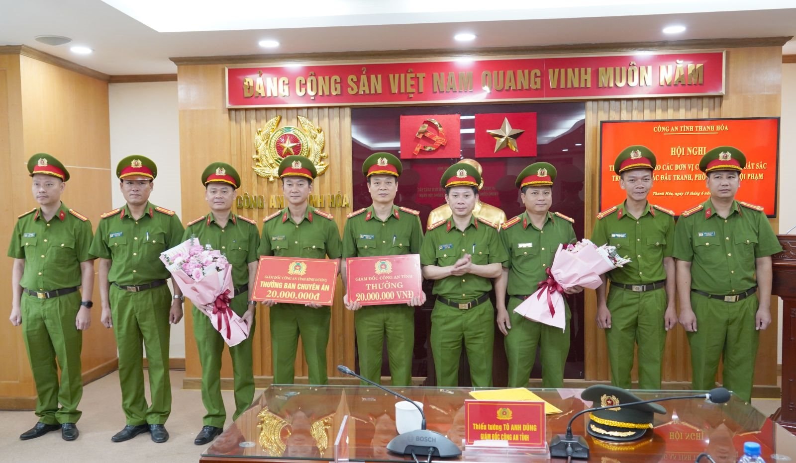 trao_thuong2.jpg