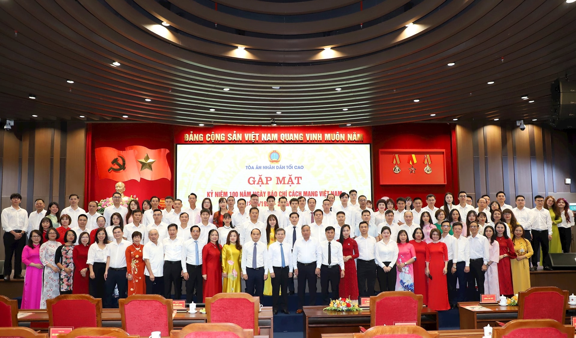 tandtc-gap-mat-bao-chi-13-.jpg