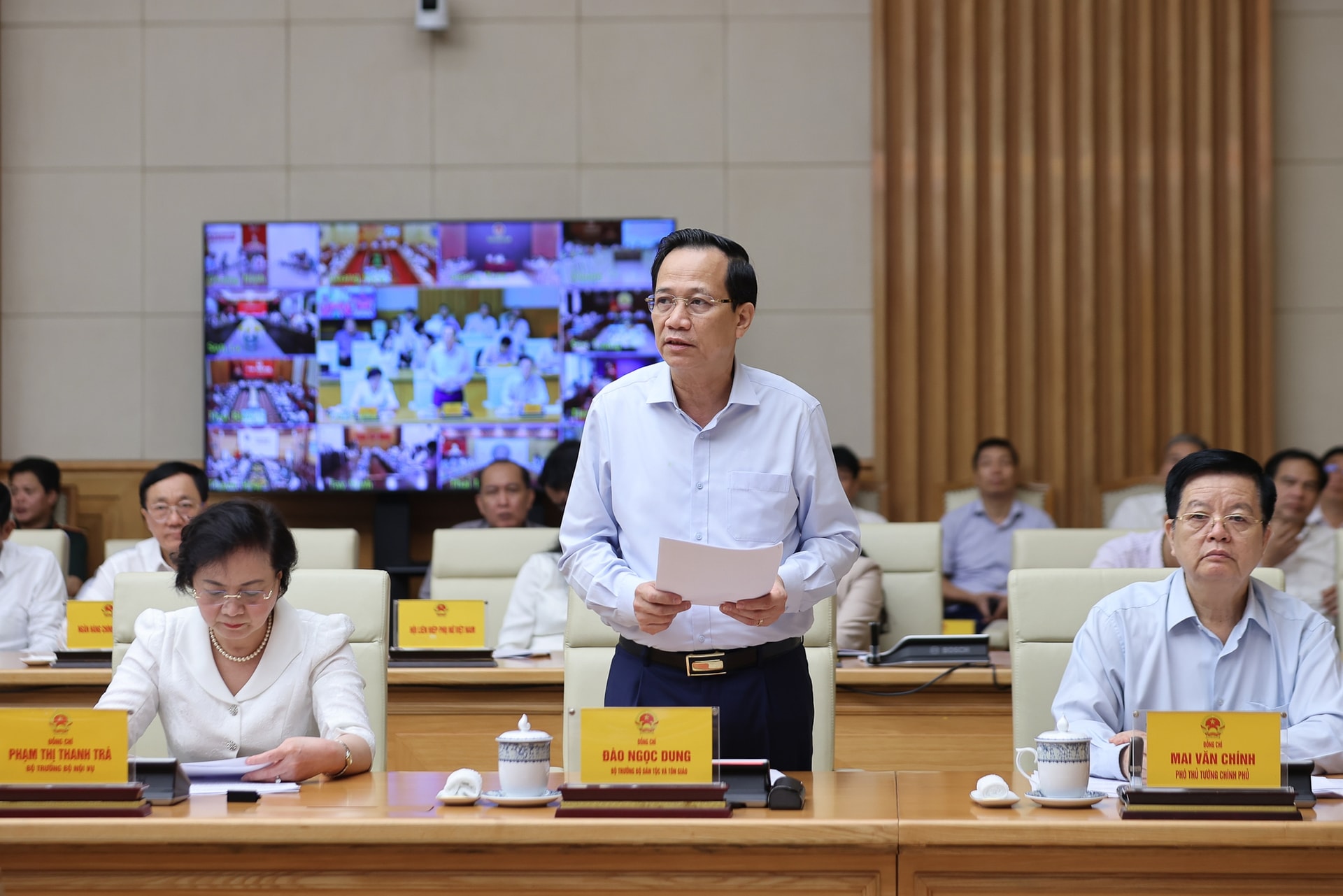 Thủ tướng: Không vì triển khai chính quyền địa phương 2 cấp mà ảnh hưởng tới các công việc- Ảnh 8.