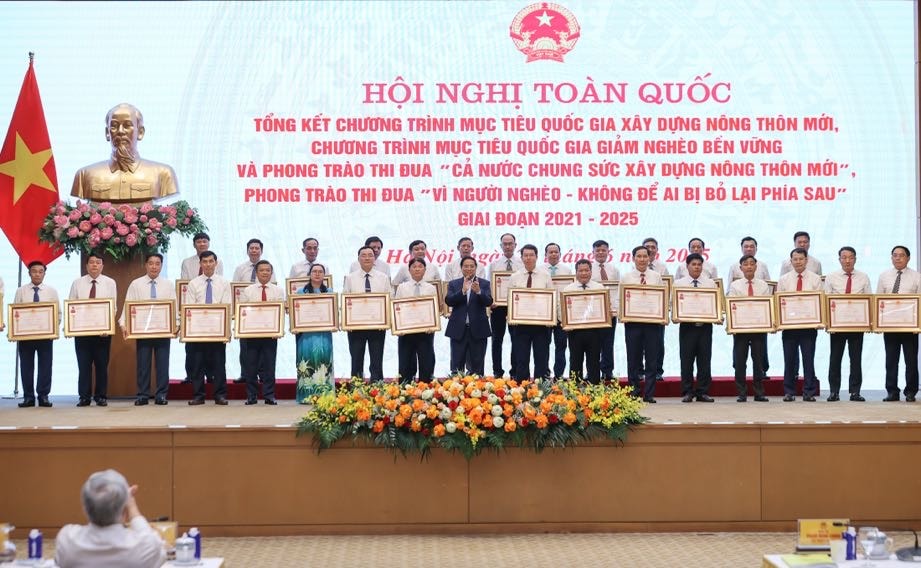 Thủ tướng: Thực hiện bằng được mục tiêu nông nghiệp sinh thái, nông thôn hiện đại, nông dân văn minh- Ảnh 7.