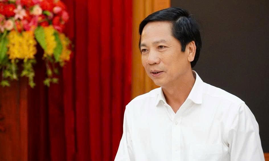 hop-2-tinh-q-binh-q-tri-2.jpg