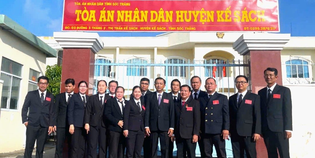 ta-ke-sach-1.jpg
