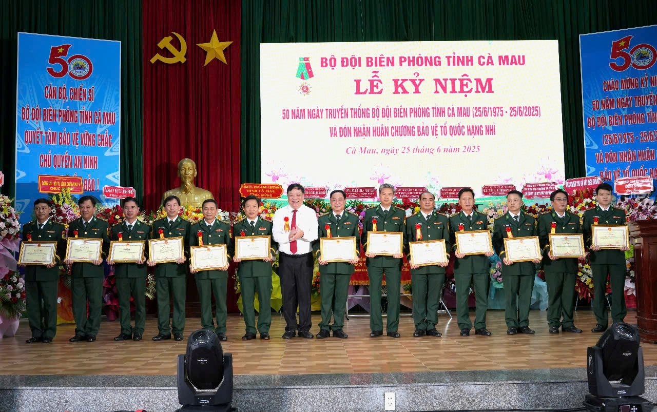 z6741094146308_20fa674658f003dec6208cc7edce6397.jpg