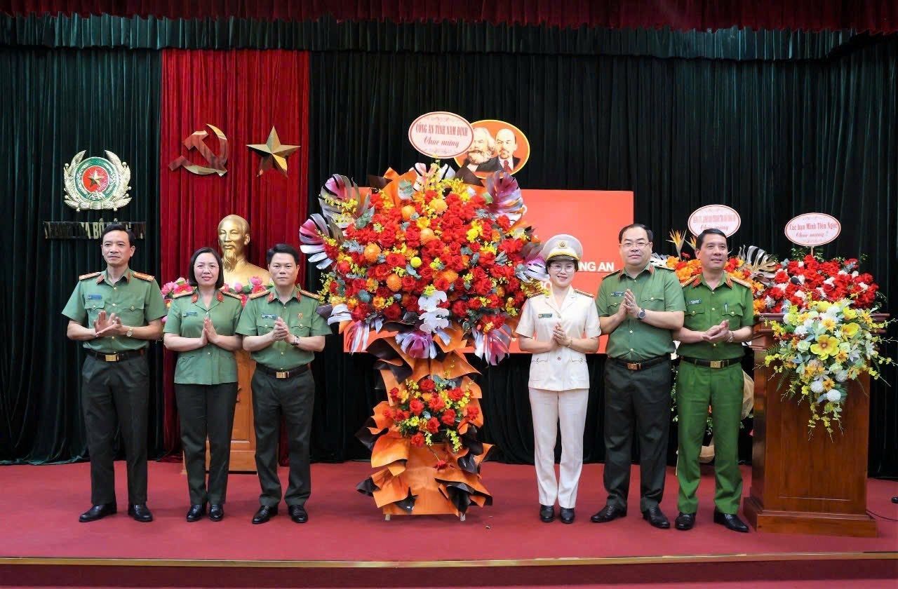 cong-an-tinh-nam-dinh2.jpg