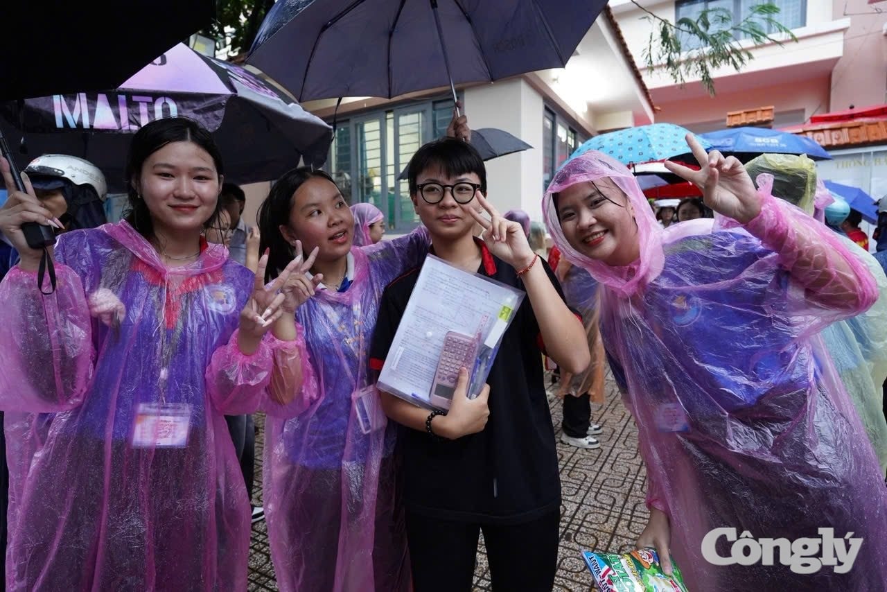 W_chieu-5h-thpt-tan-thoi-hoa-hoang-long-4-.jpg