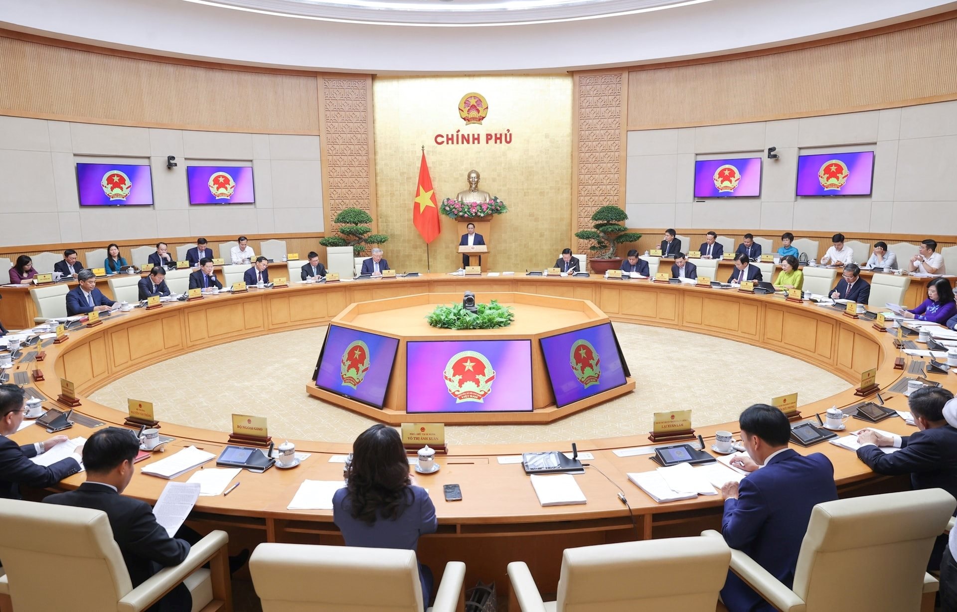 bcp.cdnchinhphu.vn-334894974524682240-2025-6-4-_img4796-17490039522861697761278.jpg