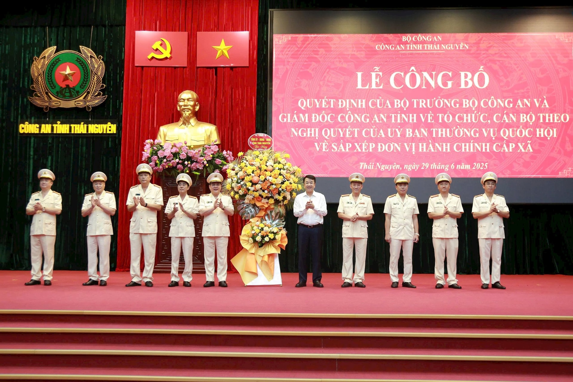 cong-an-thai-nguyen-2-.jpg