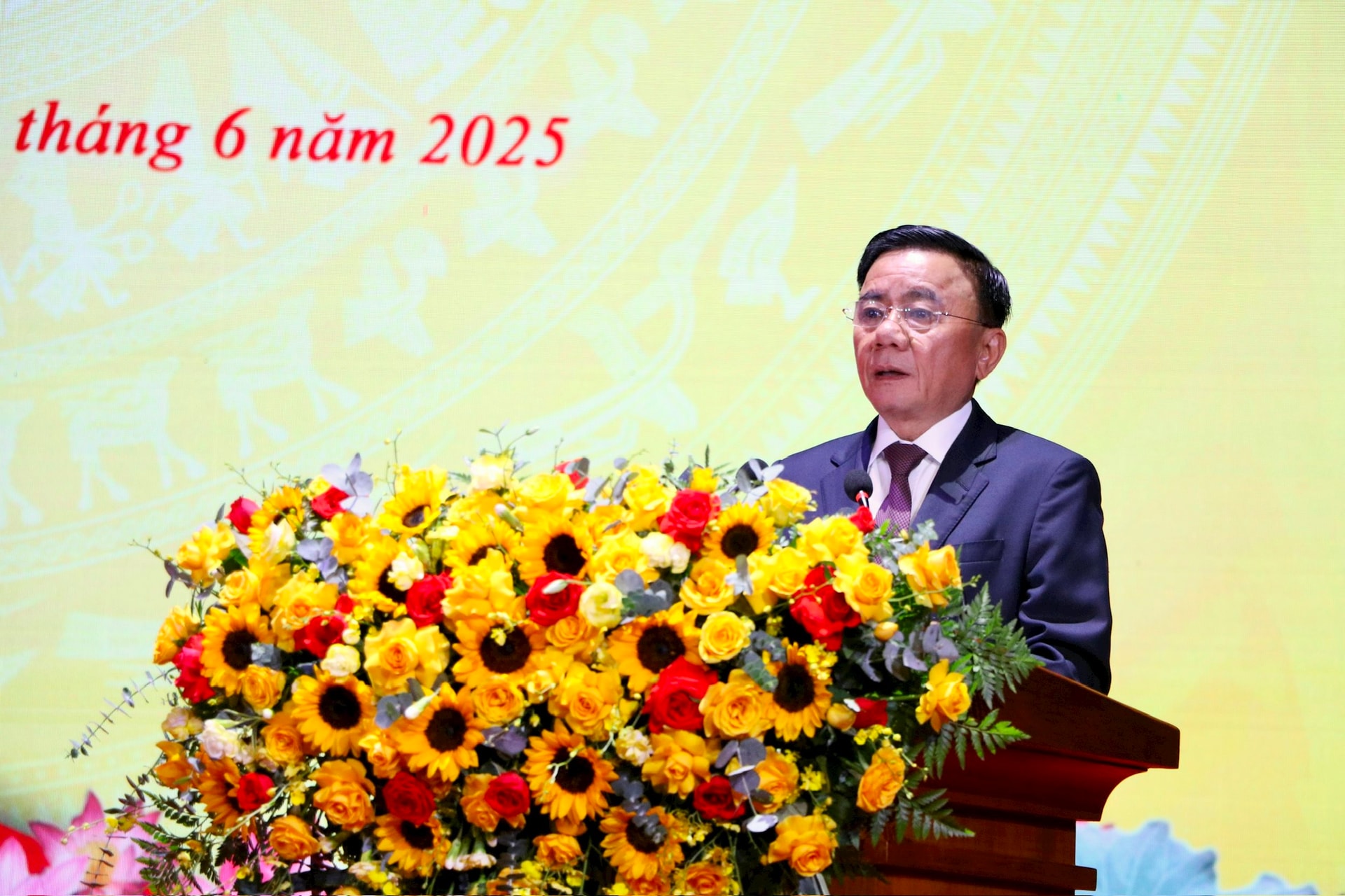 30-6-phat-bieu10.jpg