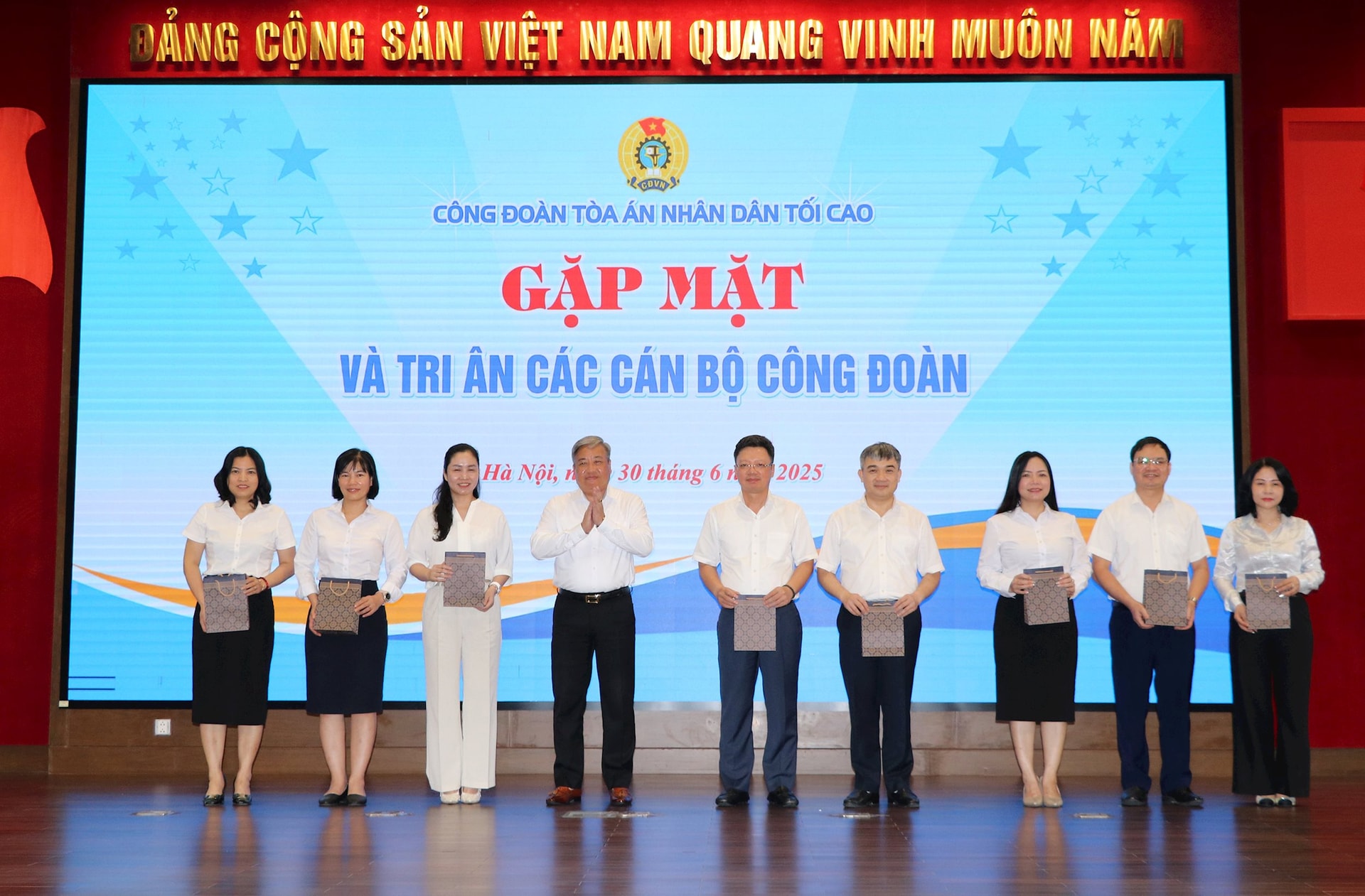 cong-doan-tandtc-8-.jpg