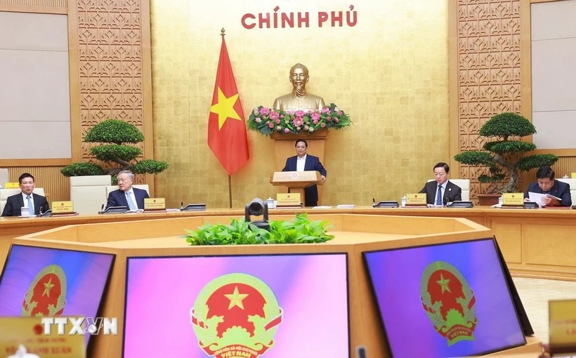 04-06-2025-thu-tuong-pham-minh-chinh-chu-tri-phien-hop-chinh-phu-thuong-ky-thang-5-nam-2025-bd2a510c-details.png