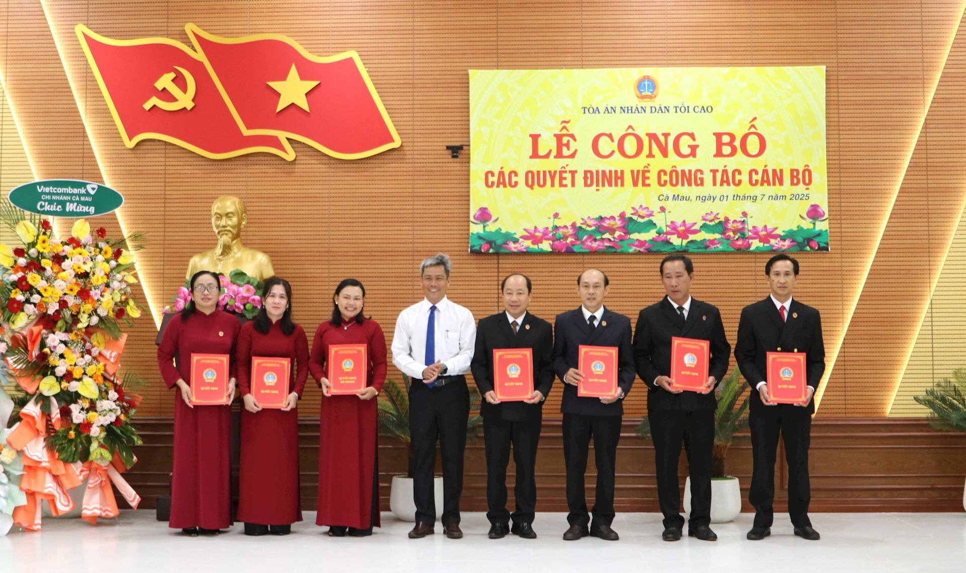 bo-nhiem-cvp-truong-phong-chanh-toa.jpg