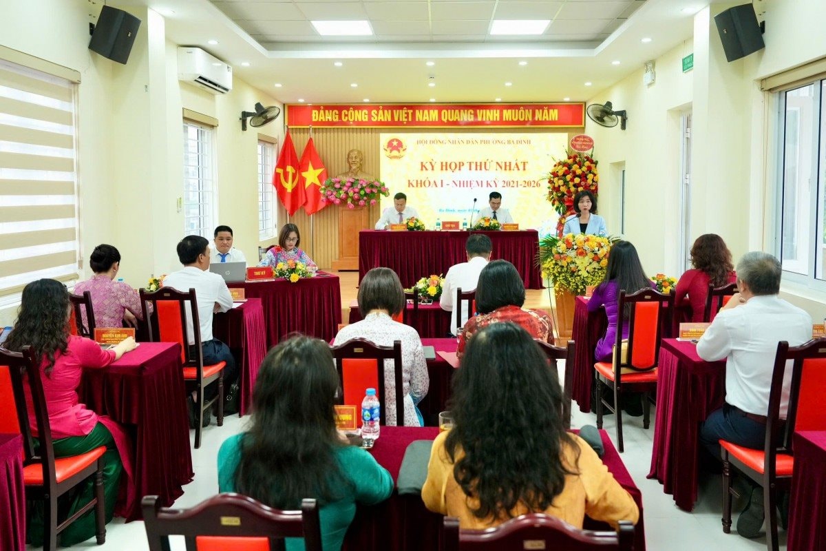 ky-hop-thu-nhat-phuong-ba-dinh.jpg
