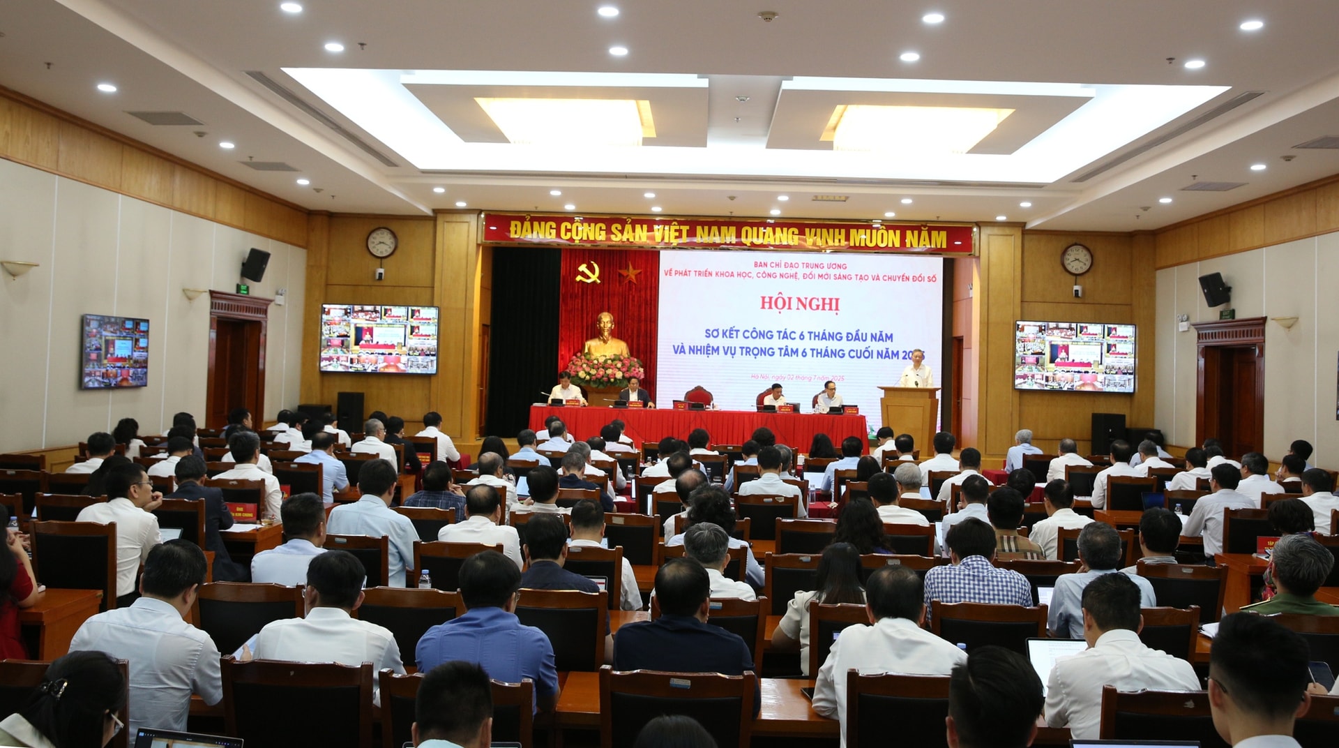 Tạo chuyển biến thực chất, mạnh mẽ trong phát triển khoa học, công nghệ, đổi mới sáng tạo, chuyển đổi số- Ảnh 4.