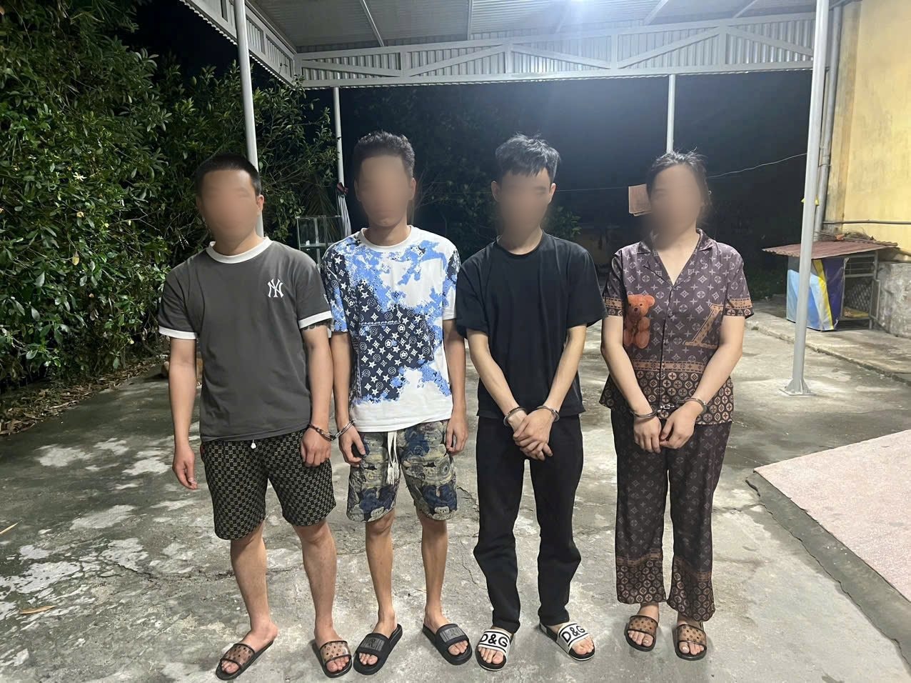 4doituong.jpg