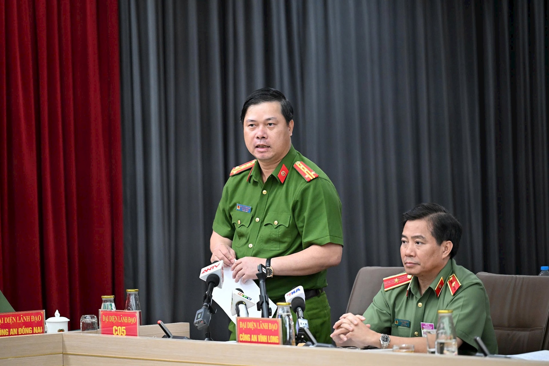 c05.jpg