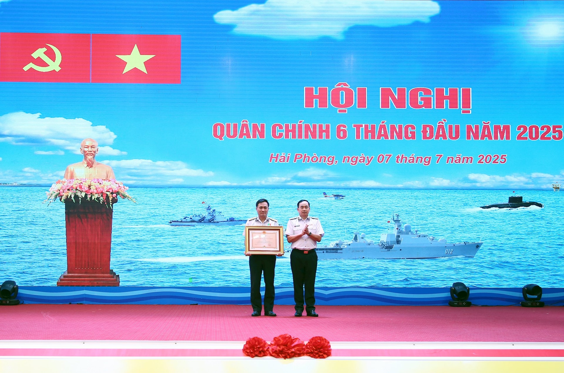 trao-thuong-1-1-.jpeg