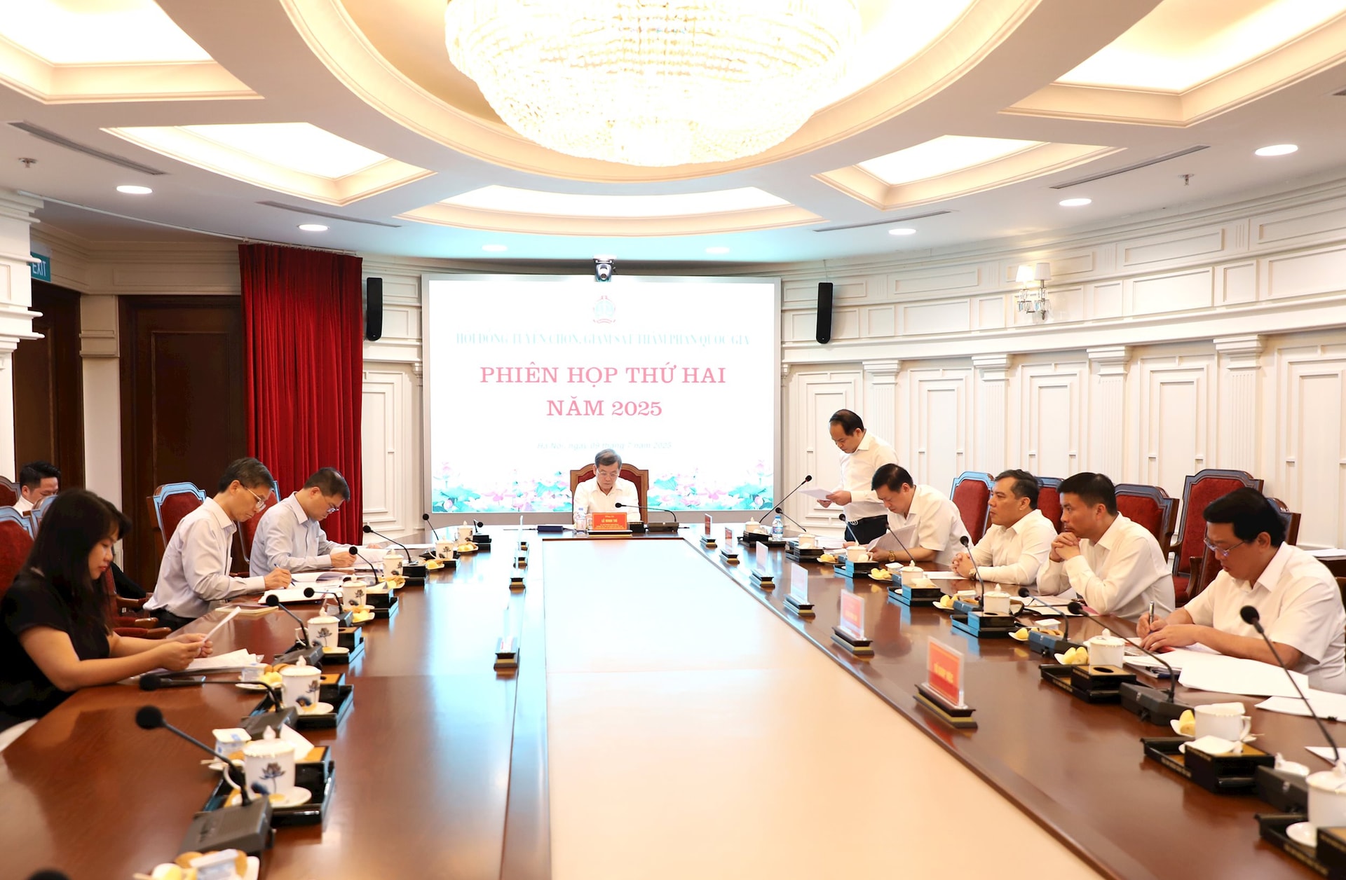 hoi-dong-tuyen-chon-giam-sat-tpqg-2-.jpg