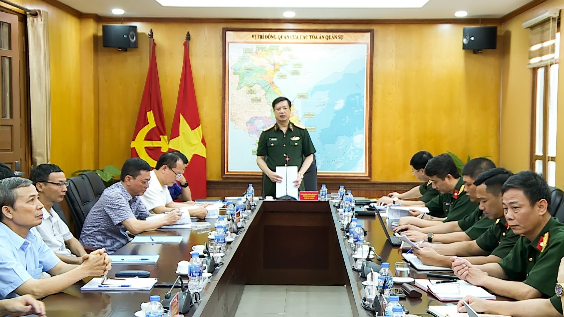 anh-1-trung-tuong-duong-van-thang-pho-chanh-an-toa-an-nhan-dan-toi-cao-chanh-an-toa-an-quan-su-trung-uong-phat-bieu-khai-mac-hoi-thao..jpg