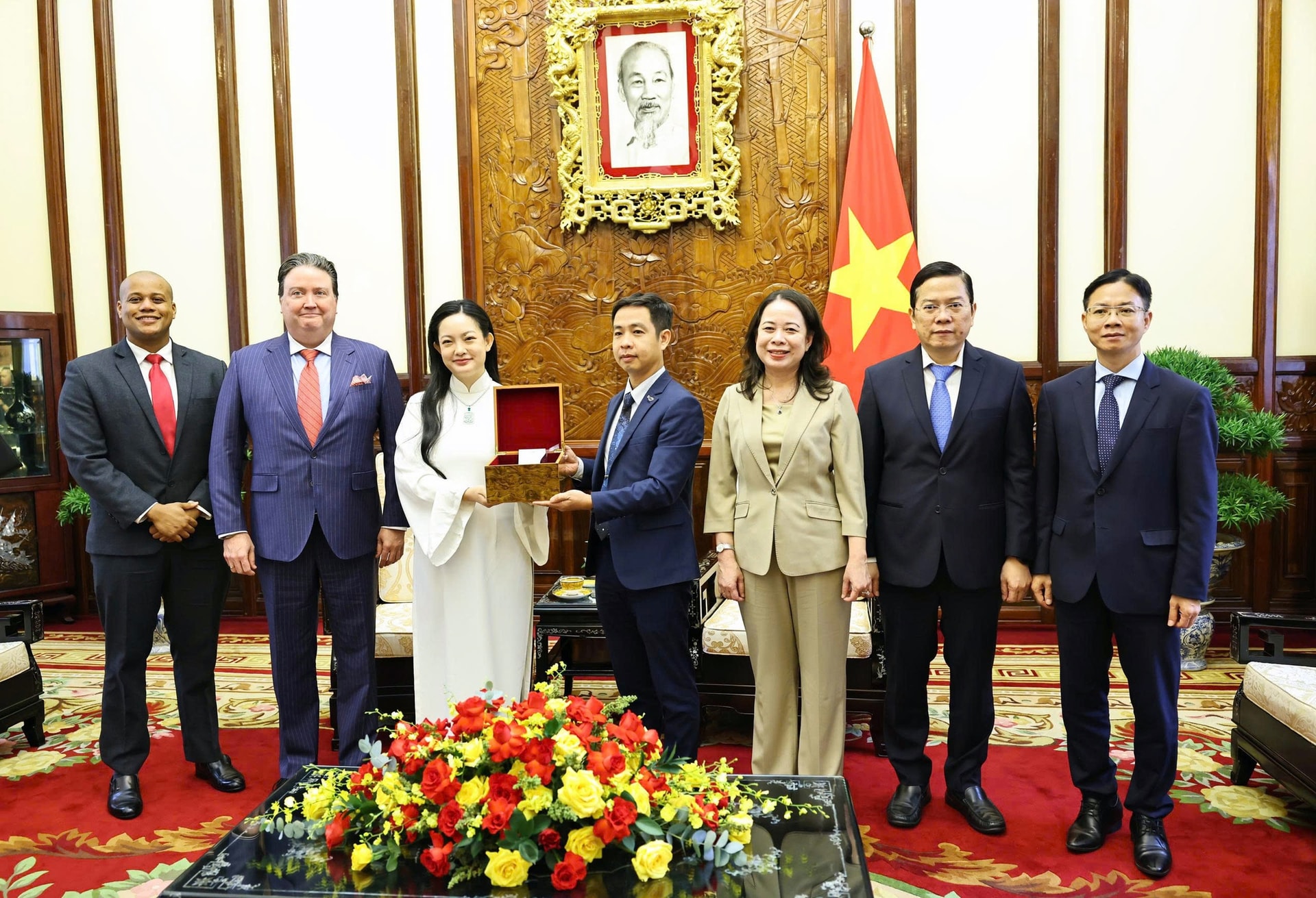 Phó Chủ tịch nước tiếp nữ phi hành gia gốc Việt đầu tiên bay vào không gian- Ảnh 3.