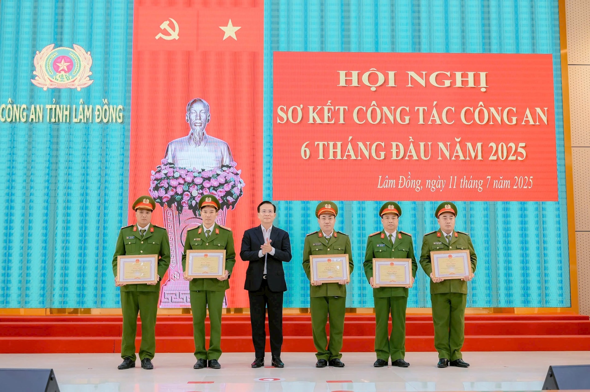 cong-an-lam-dong-11.jpg