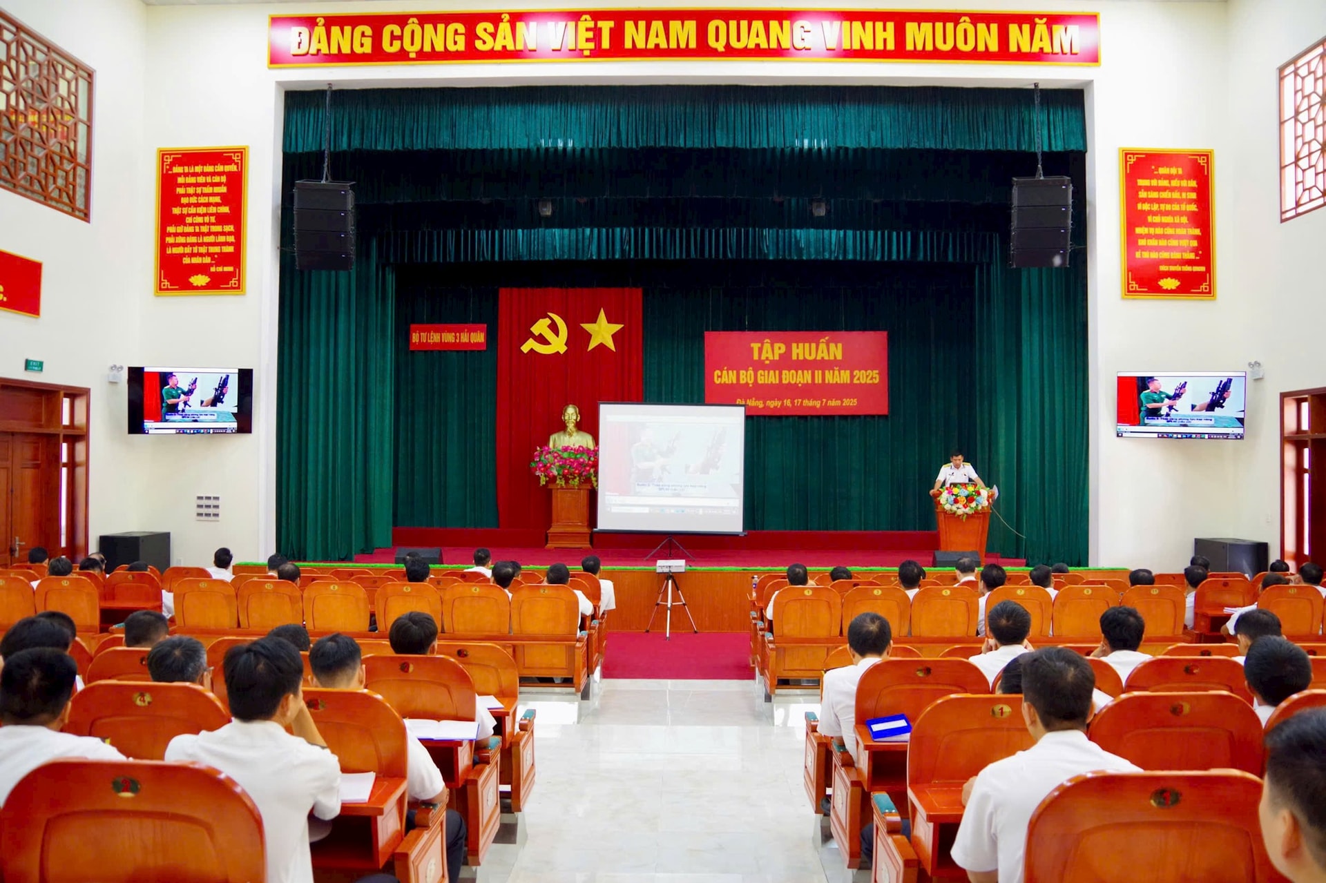 a1.jpg