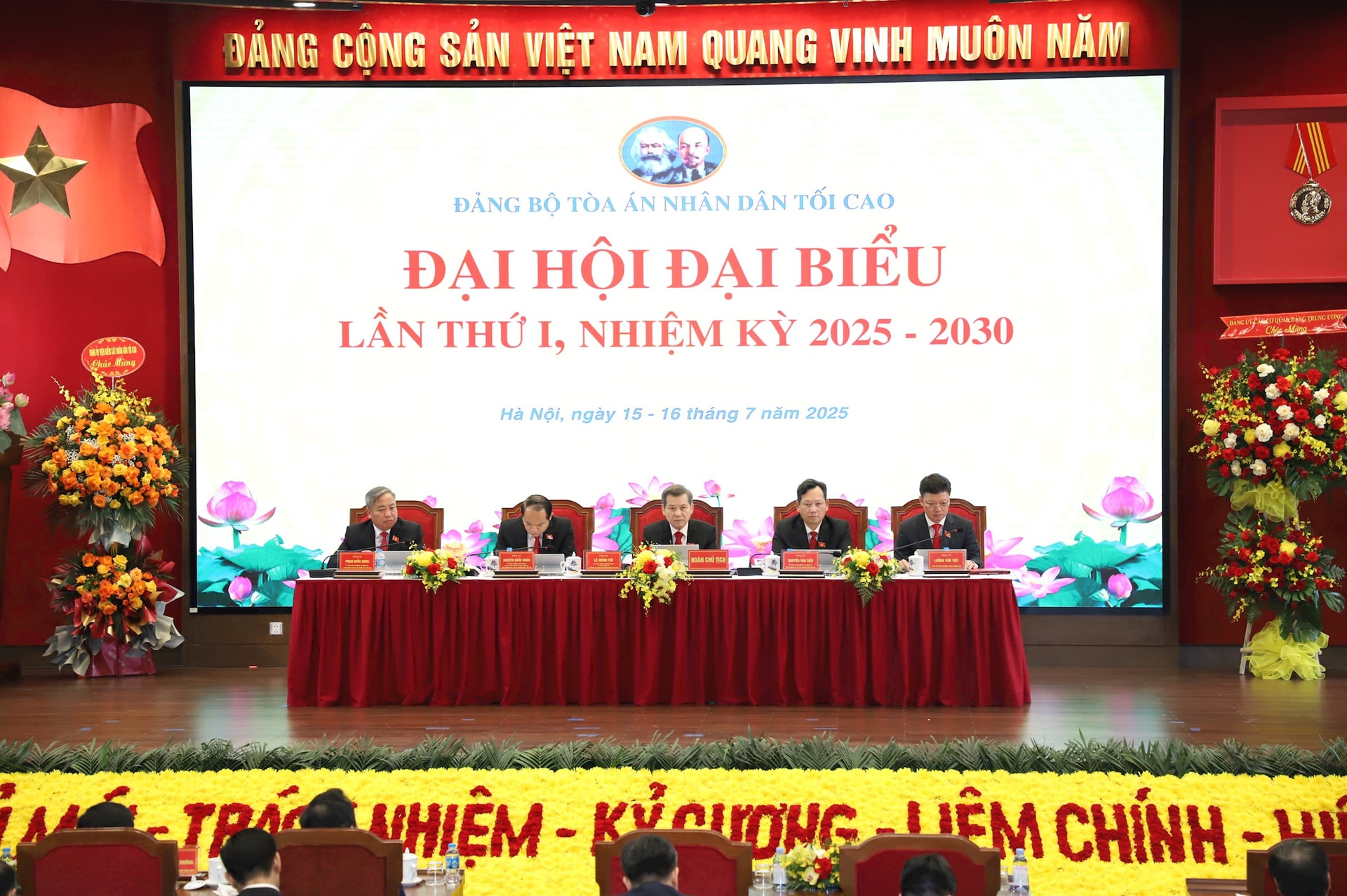 tandtc-dhdb-4-.jpg