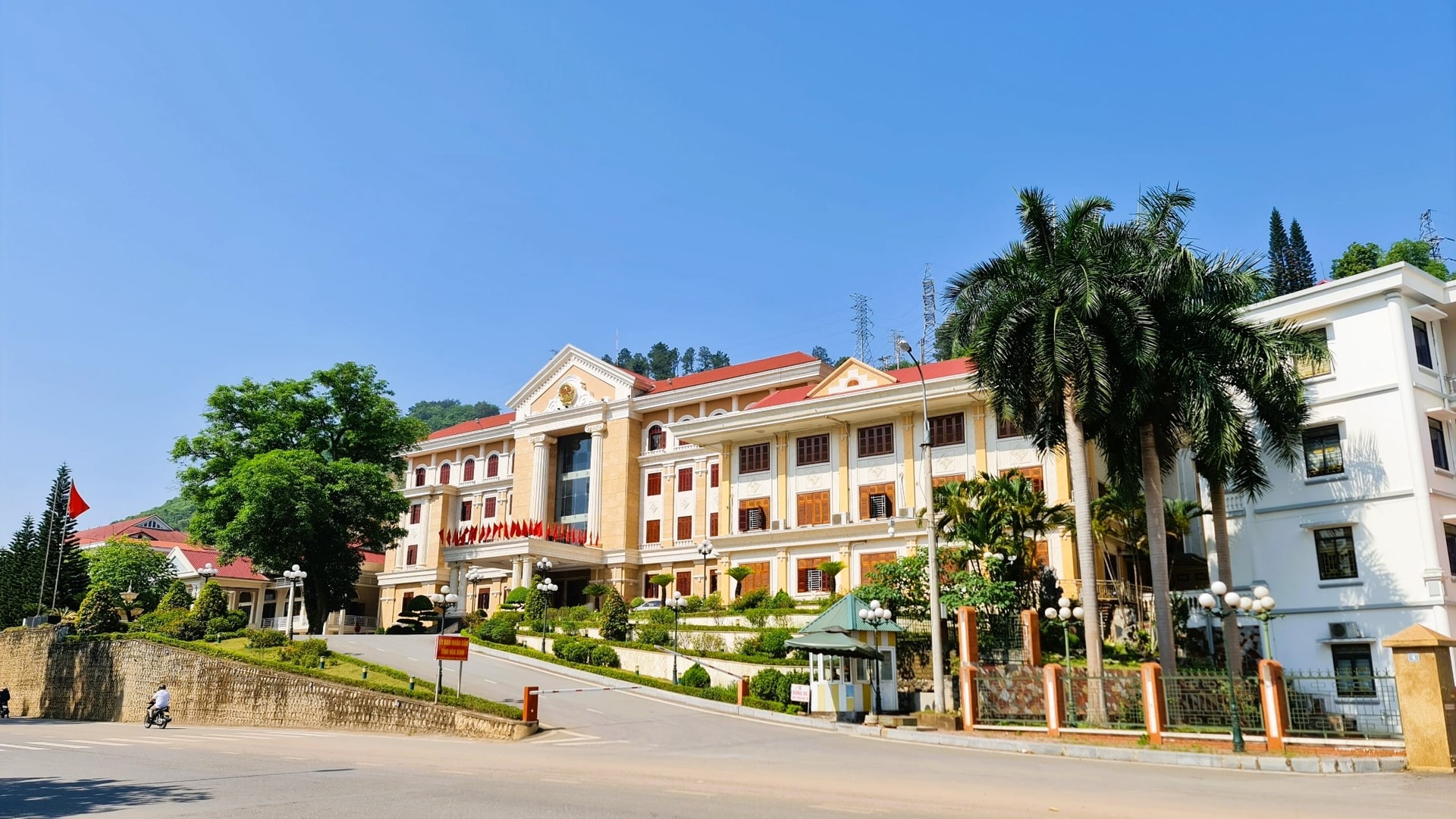 tinh.jpg