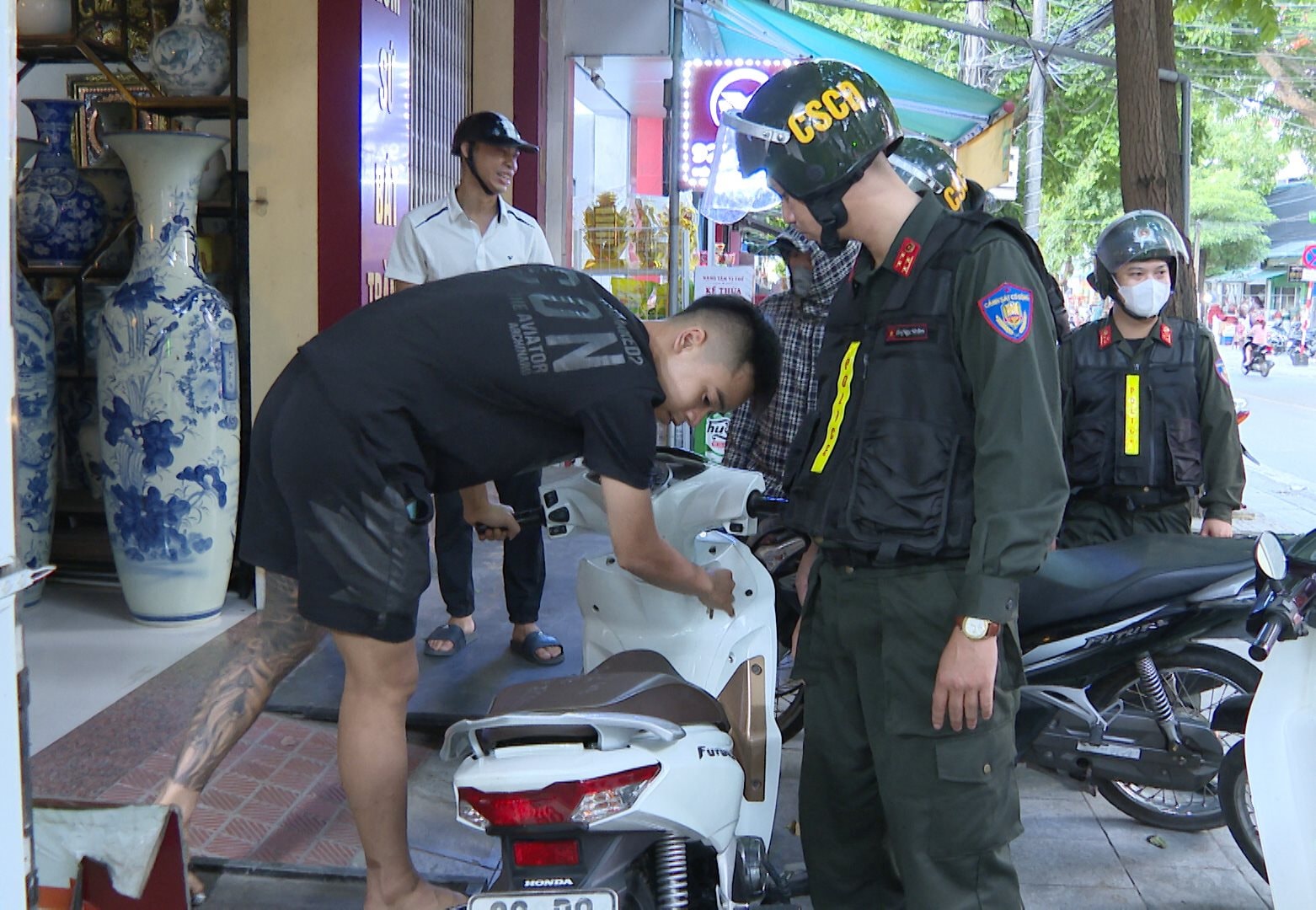 giaothong.jpg