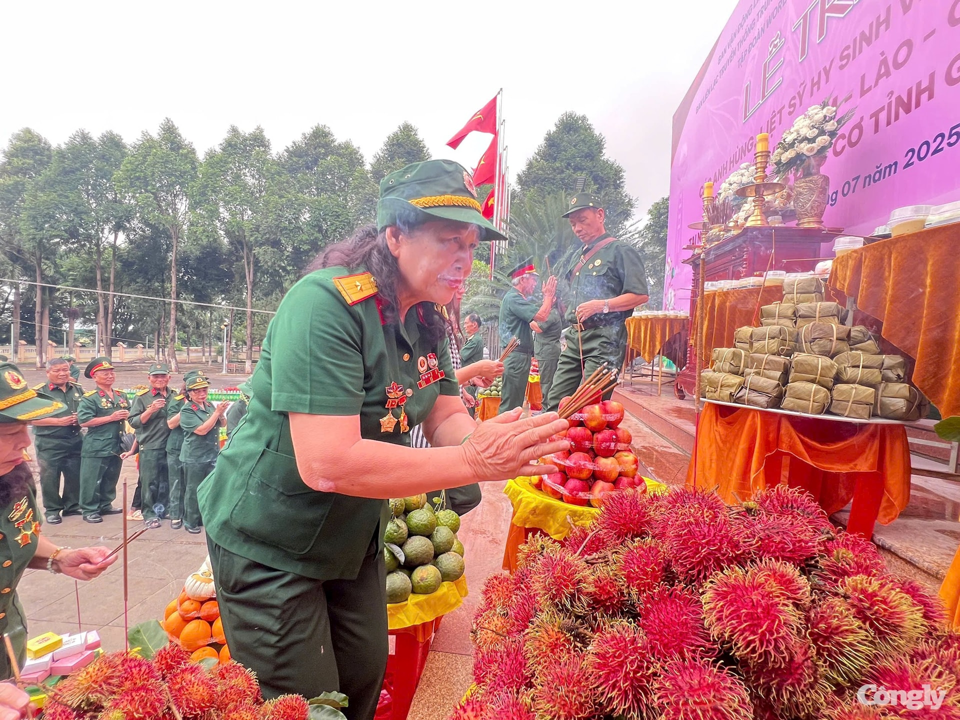 W_vieng-2.jpg
