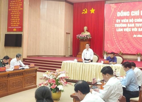 Image hình ảnh hình ảnh hình ảnh hình ảnh hình ảnh hình ảnh hình ảnh hình ảnh Nguyễn Trọng Nghĩa - Tin tức, hình ảnh, video clip mới nhất về ông Nguyễn Trọng Nghĩa