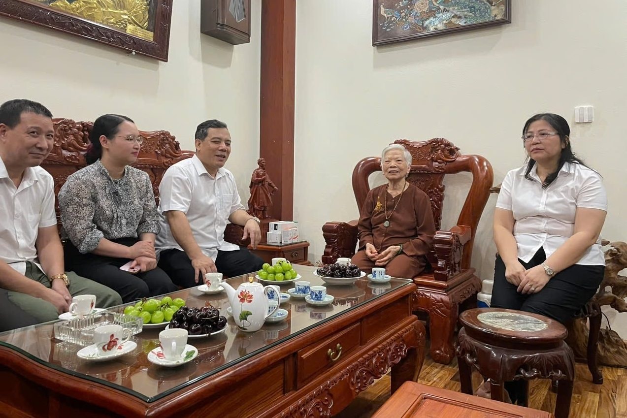 gia-dinh-vo-hong-son.jpg