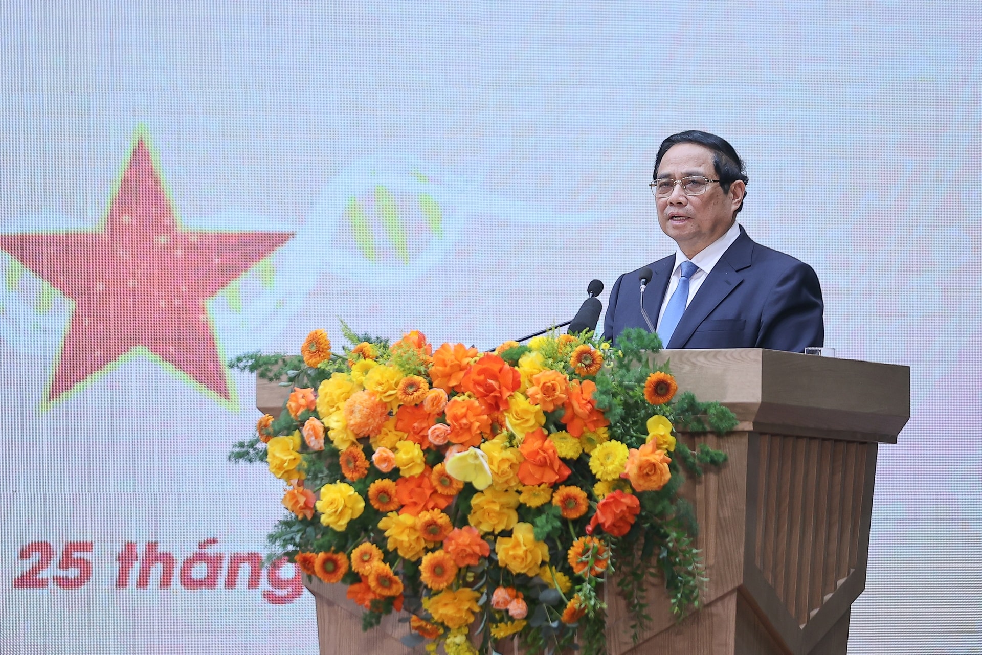 Thủ tướng: Quy tập hài cốt, xác minh danh tính liệt sĩ 