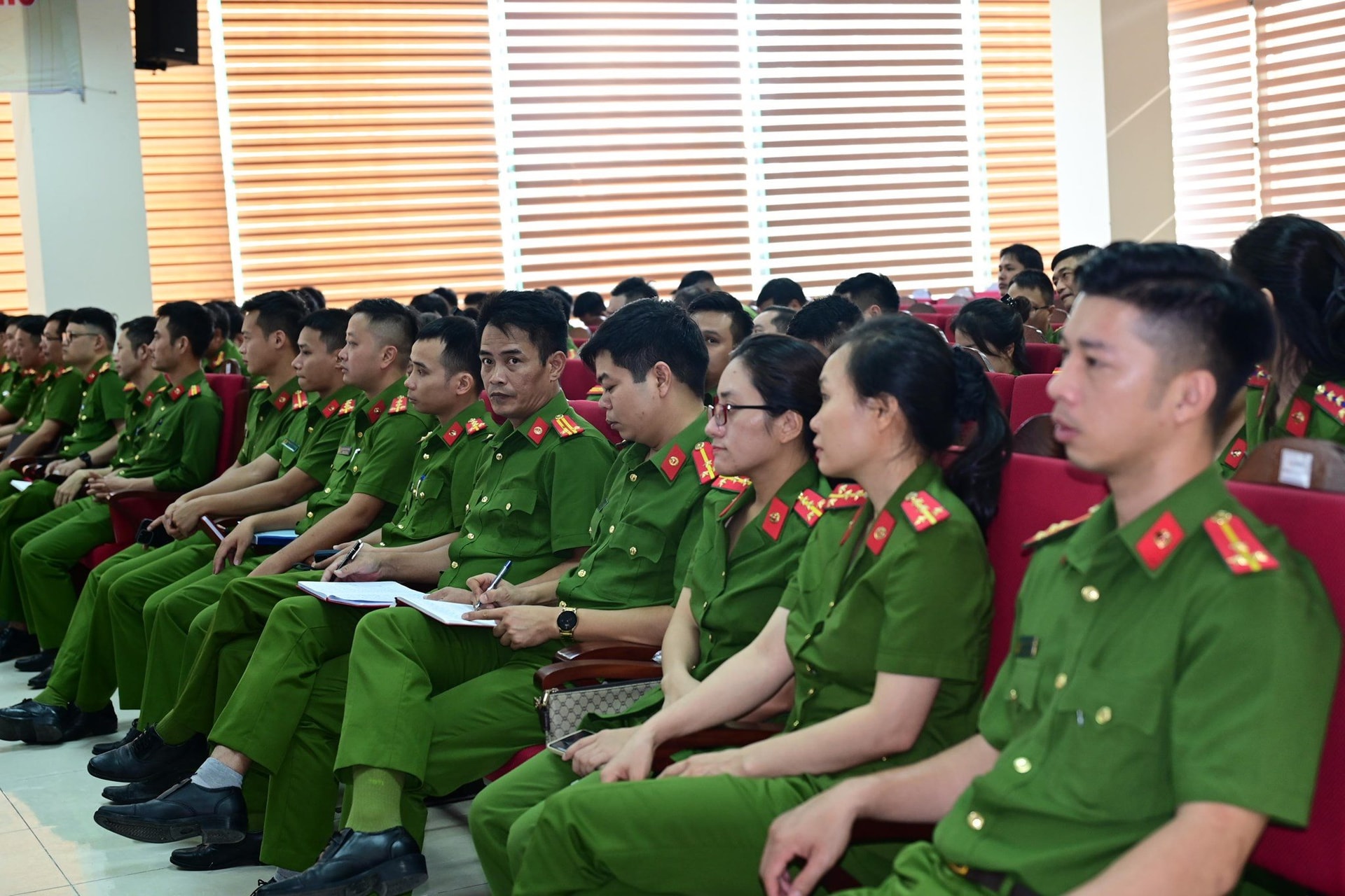cac-hoc-vien-pc.jpg