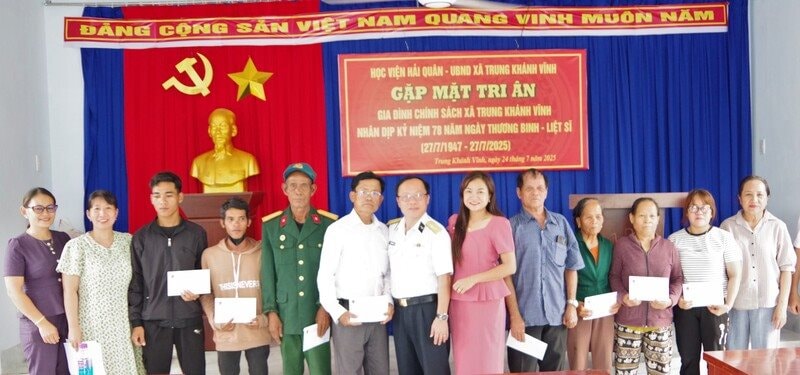 hoc-vien-hai-quan.jpg