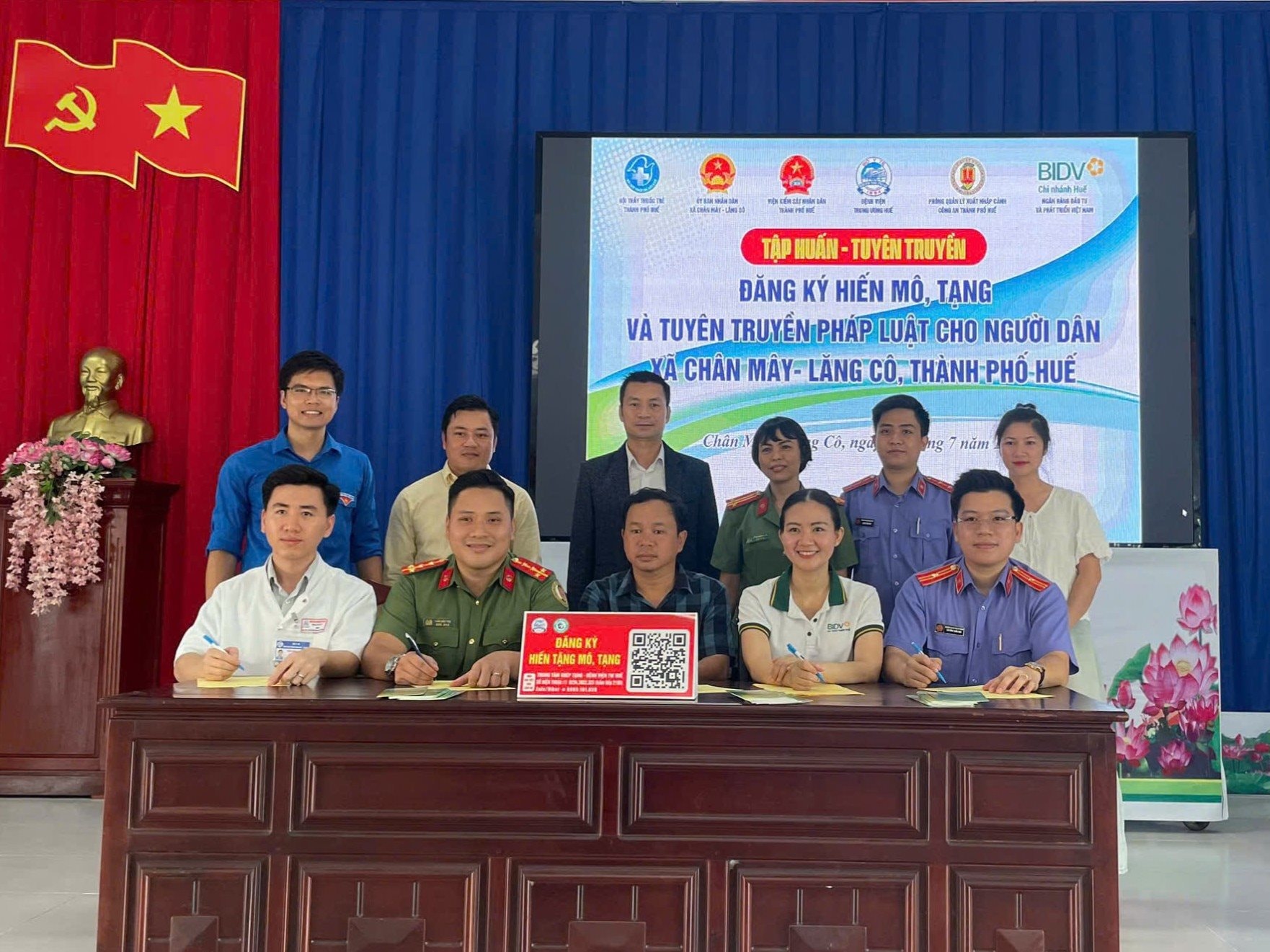 anh-3-tuyen-truyen-phap-luat.jpg