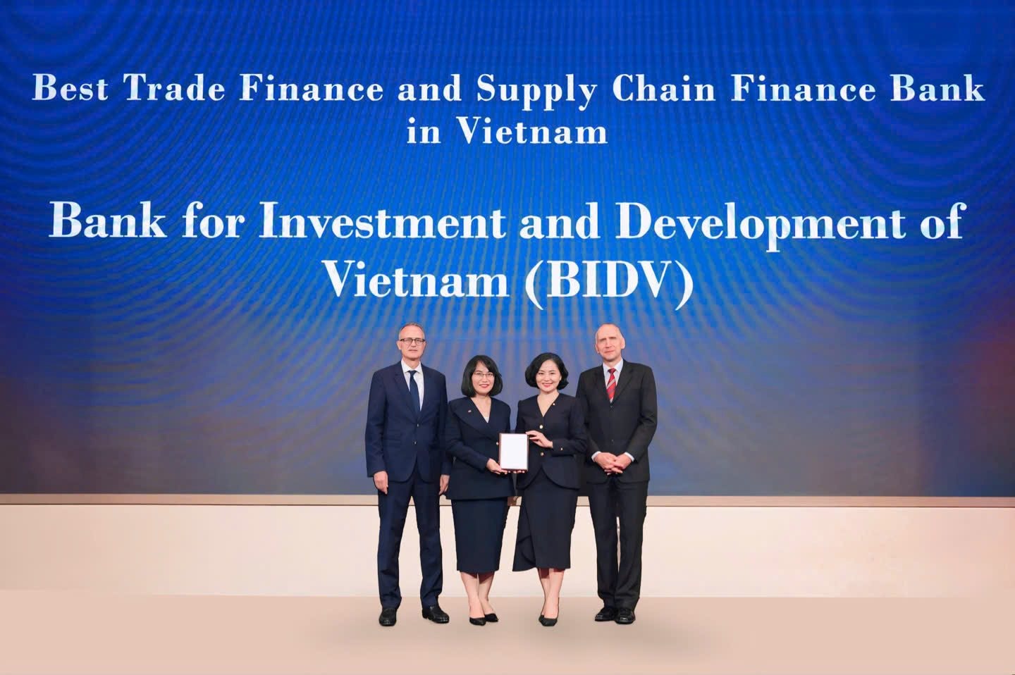 anh-giai-thuong.jpg