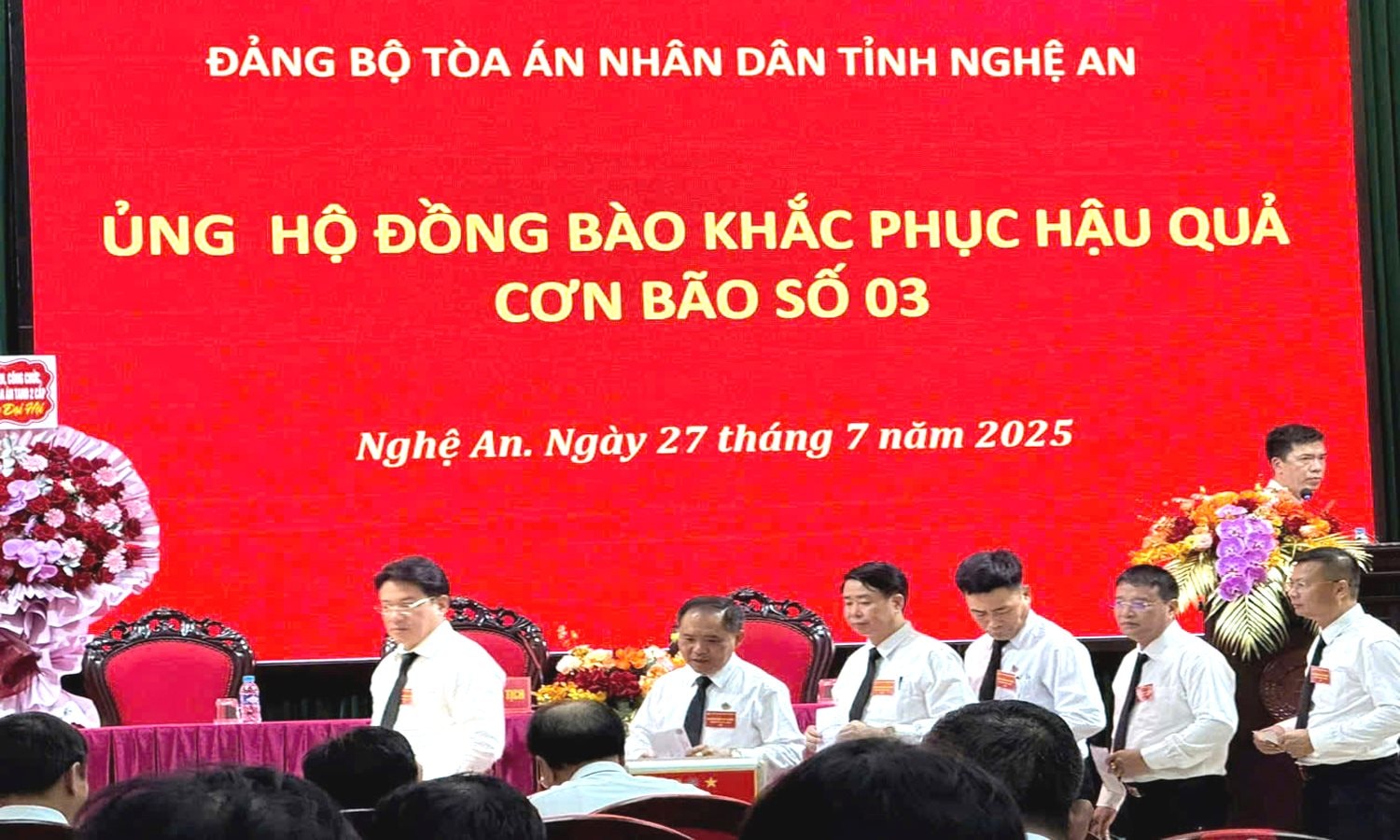 z6852931837033_6aca87b04798c9963c45826ff267cc7c.jpg