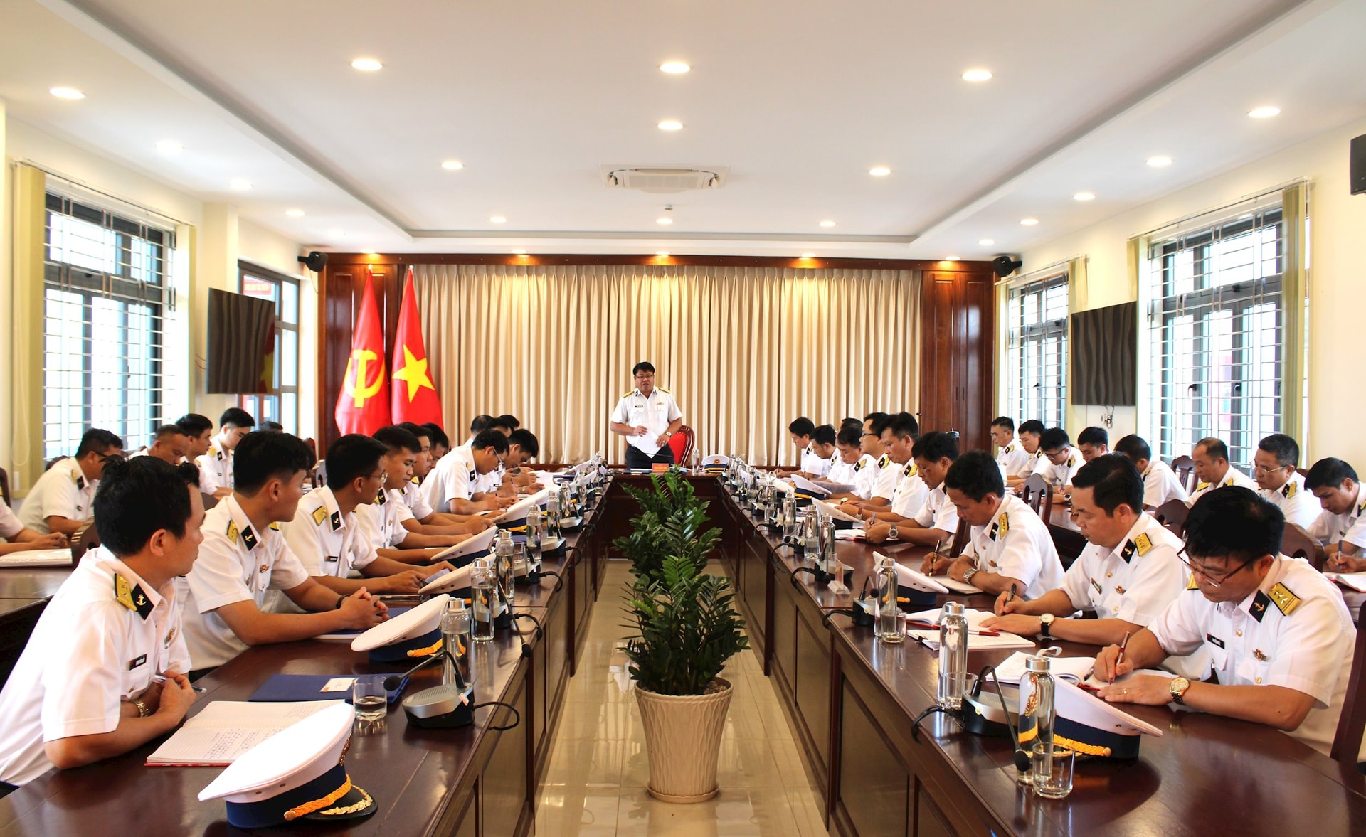2.-dai-ta-trieu-thanh-tung-pho-tu-lenh-vung-2-hai-quan-ket-luan-kiem-tra.jpg