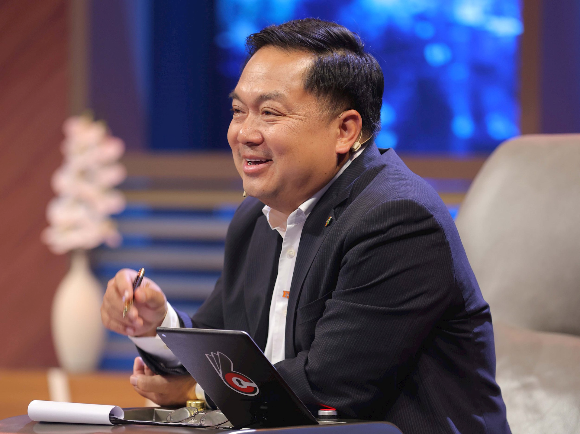 doanh-nhan-hoang-nam-tien.png