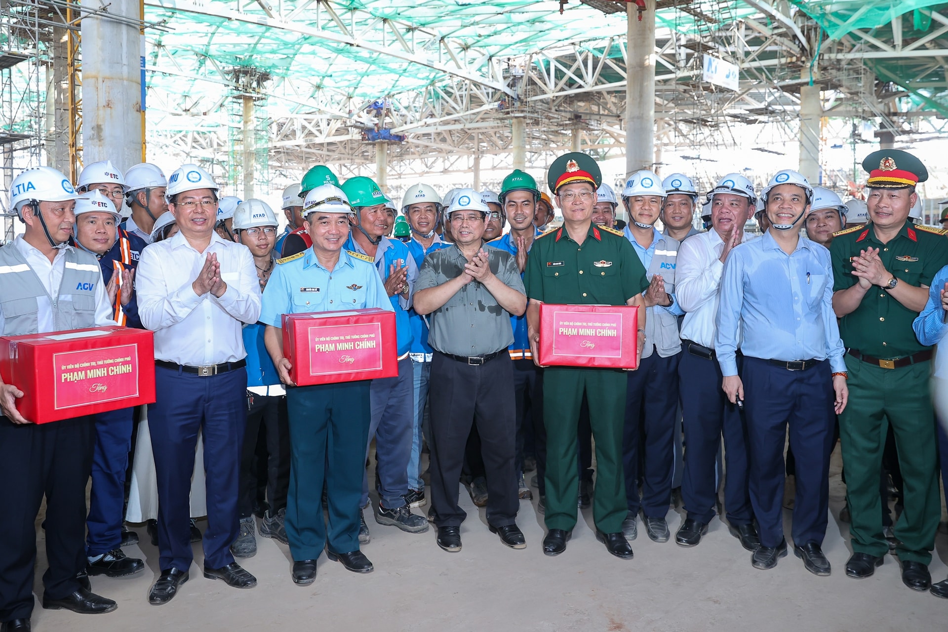 Thủ tướng lần thứ 8 kiểm tra sân bay Long Thành, yêu cầu cơ bản hoàn thành vào 19/12/2025- Ảnh 11.
