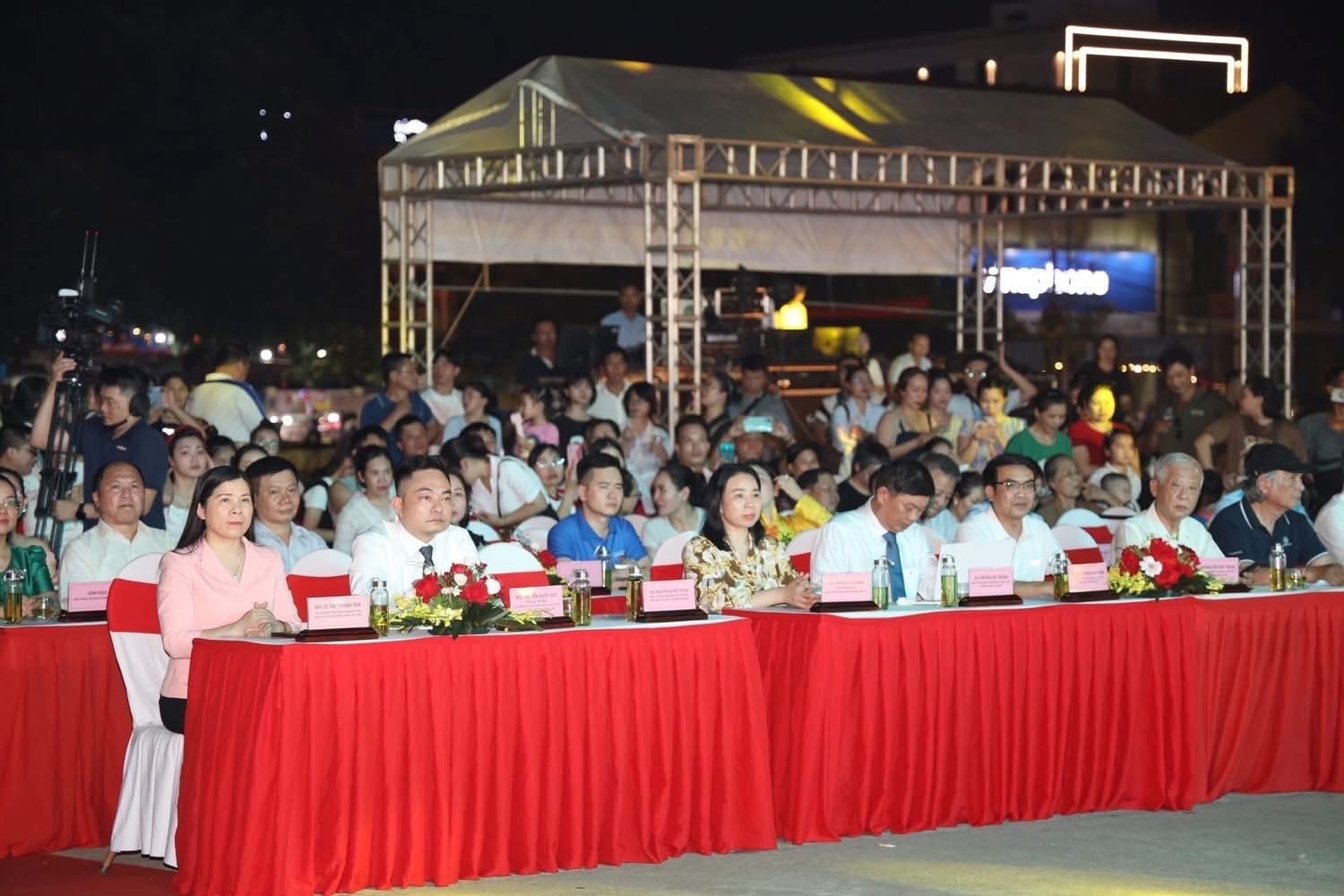 hoi-thi-tuyen-truyen-luu-dong-toan-quoc10.jpg