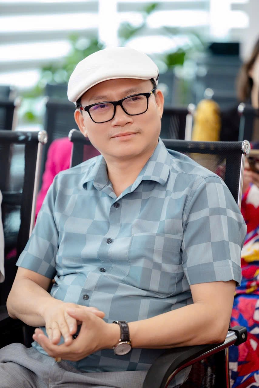 nha-bien-kich-dao-trung-hieu.jpg