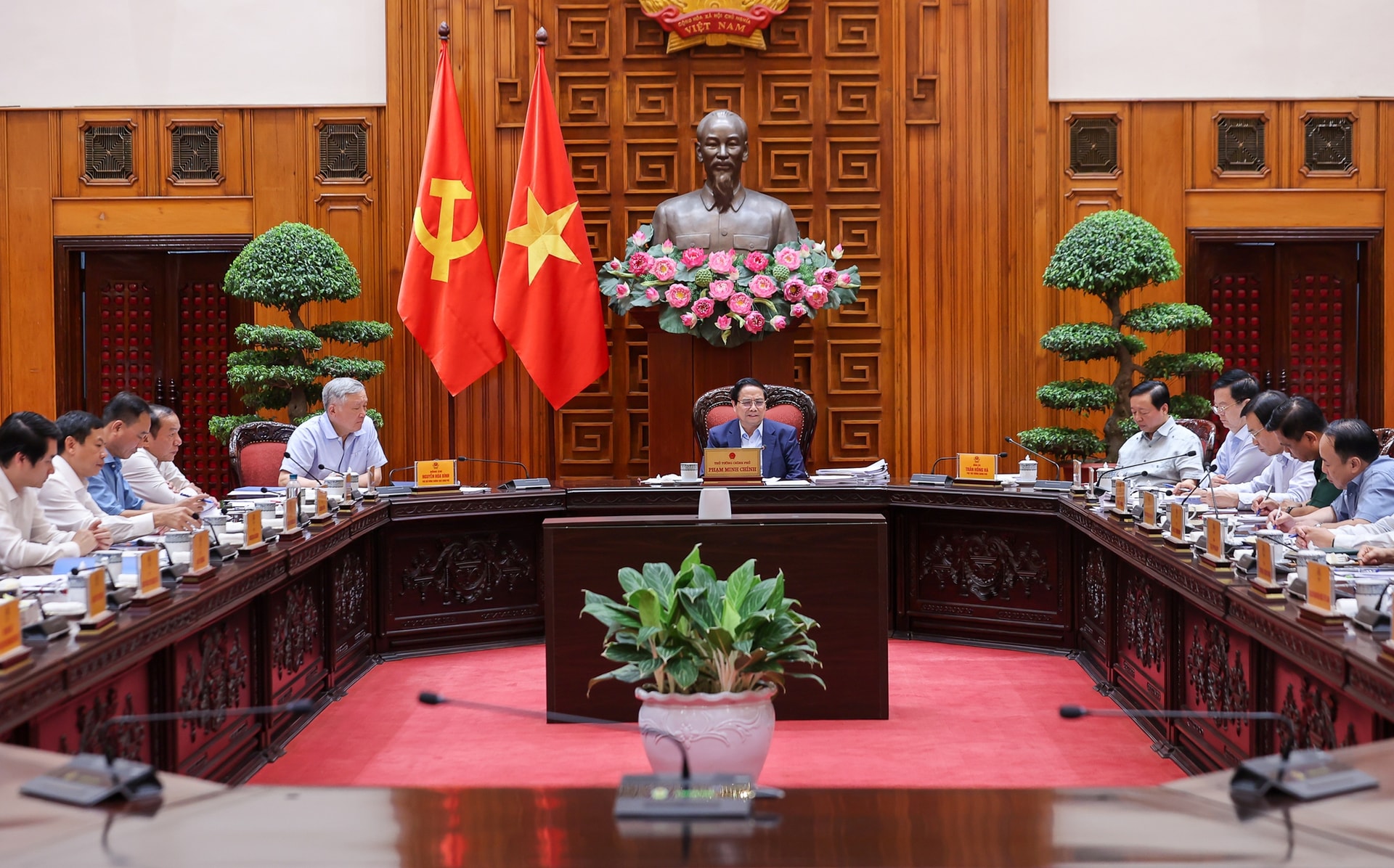 Thủ tướng: Tổ chức Triển lãm 80 năm thực sự là 'ngày hội non sông'- Ảnh 1.