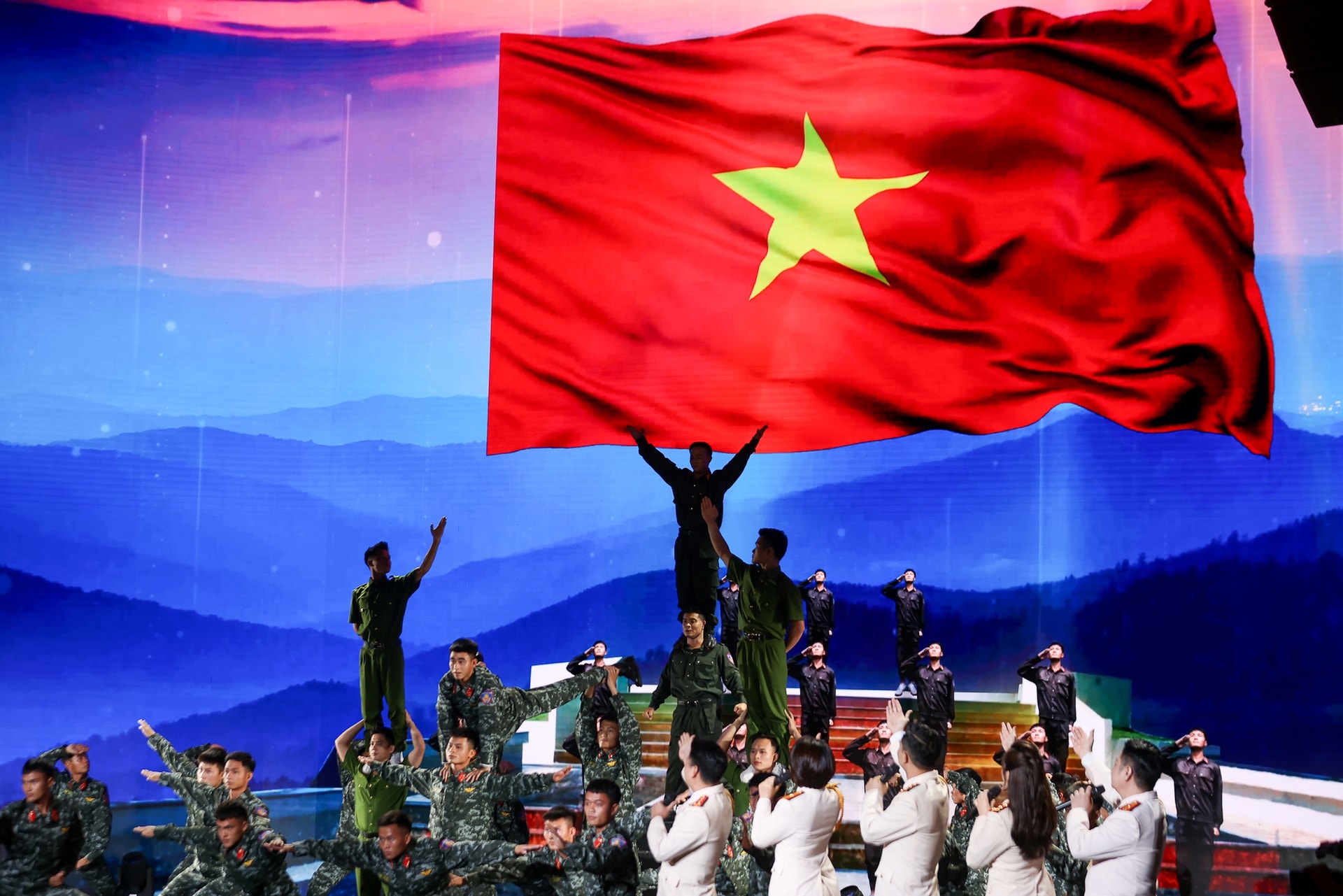 Thủ tướng Phạm Minh Chính dự Đại hội Thi đua 'Vì an ninh Tổ quốc' lần thứ IX- Ảnh 8.