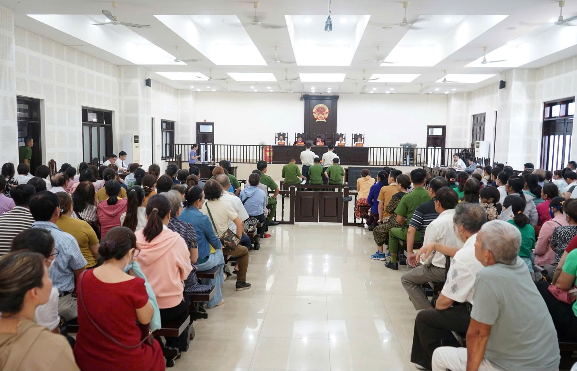 11-8-tatp-tuyenan-linhthai10.jpg