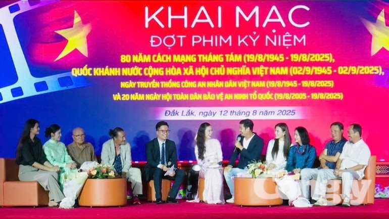 W_a-dien-anh-2.jpg
