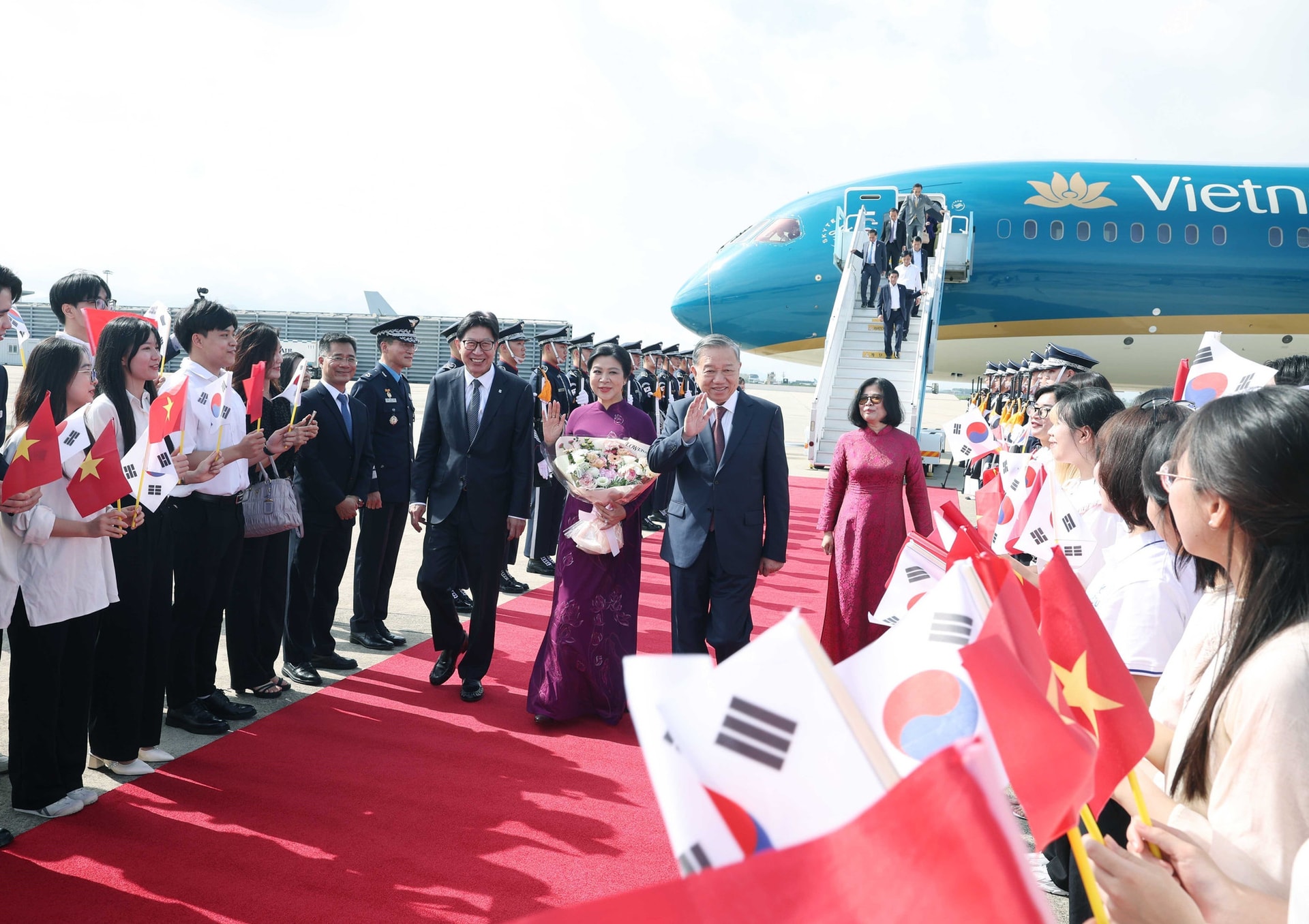vna-potal-tong-bi-thu-tham-thanh-pho-busan-han-quoc-8207034.jpg