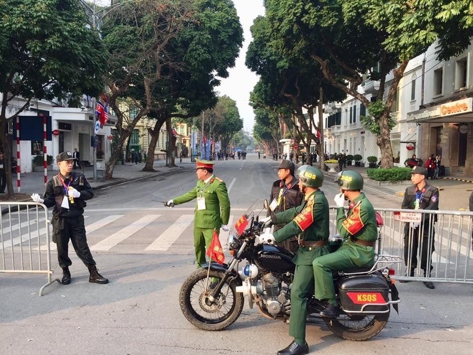 lich-cam-duong-ha-noi.jpg