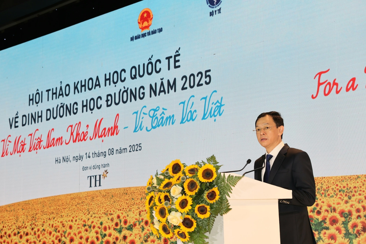 ts.bsckii-nguyen-tri-thuc-thu-truong-bo-y-te-phat-bieu-tai-hoi-thao-khoa-hoc-quoc-te-ve-dinh-duong-hoc-duong-nam-2025-vi-mot-viet-nam-khoe-manh-vi-tam-voc-viet.(1).png