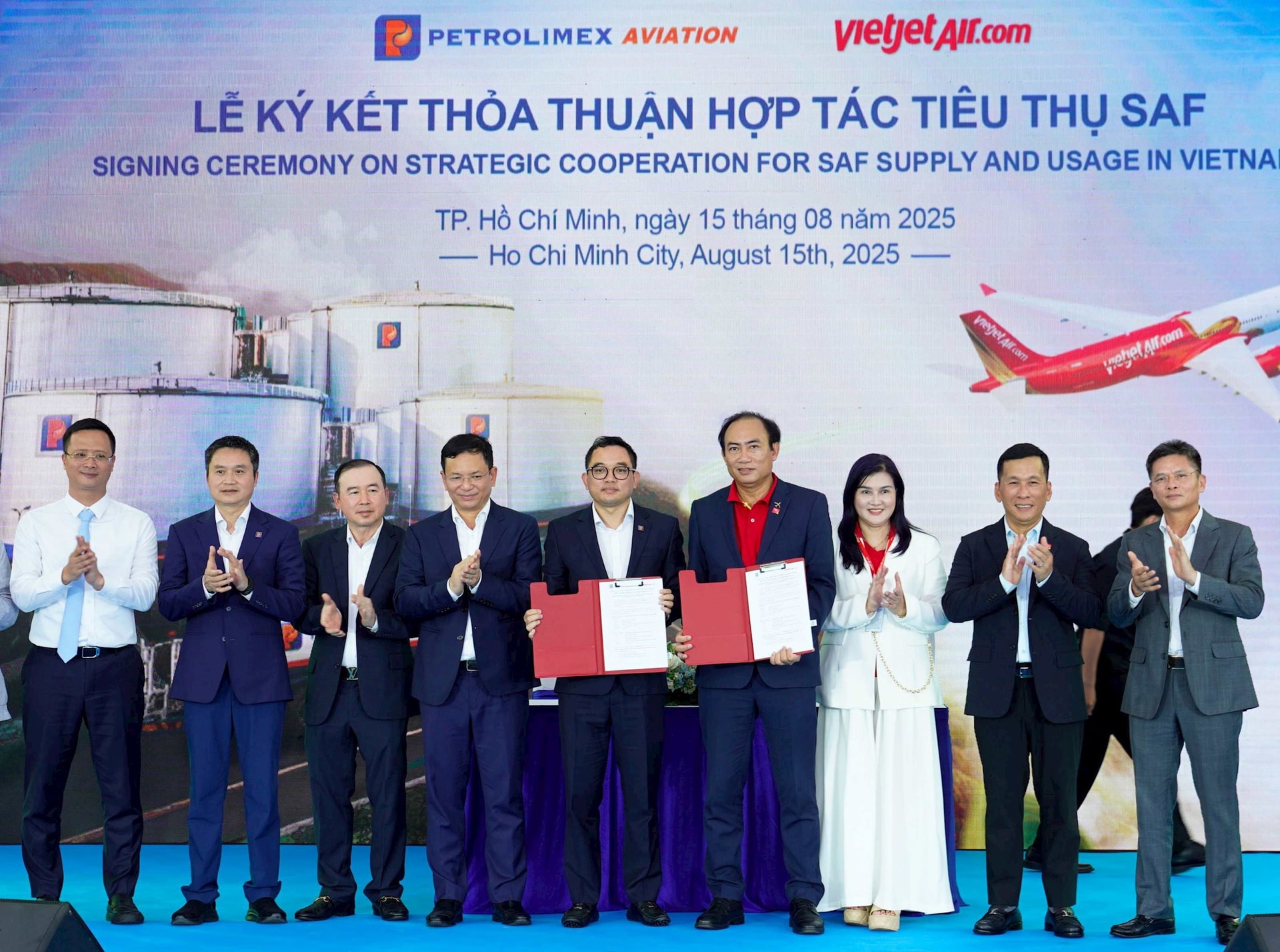a5-vietjet-hop-tac-cung-petrolimex-su-dung-nhien-lieu-saf.jpg